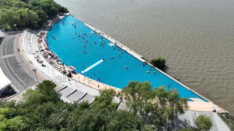 Han River Swimming Pools